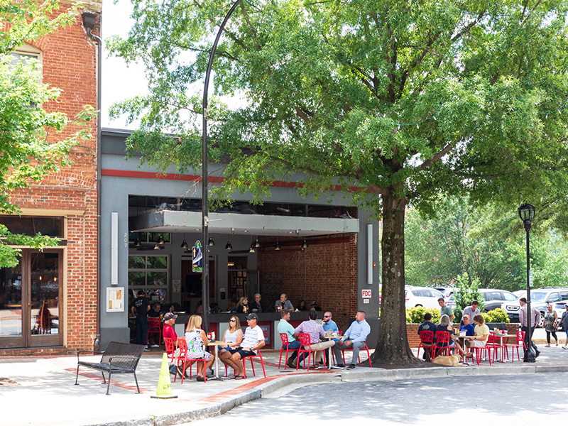 dining outdoor